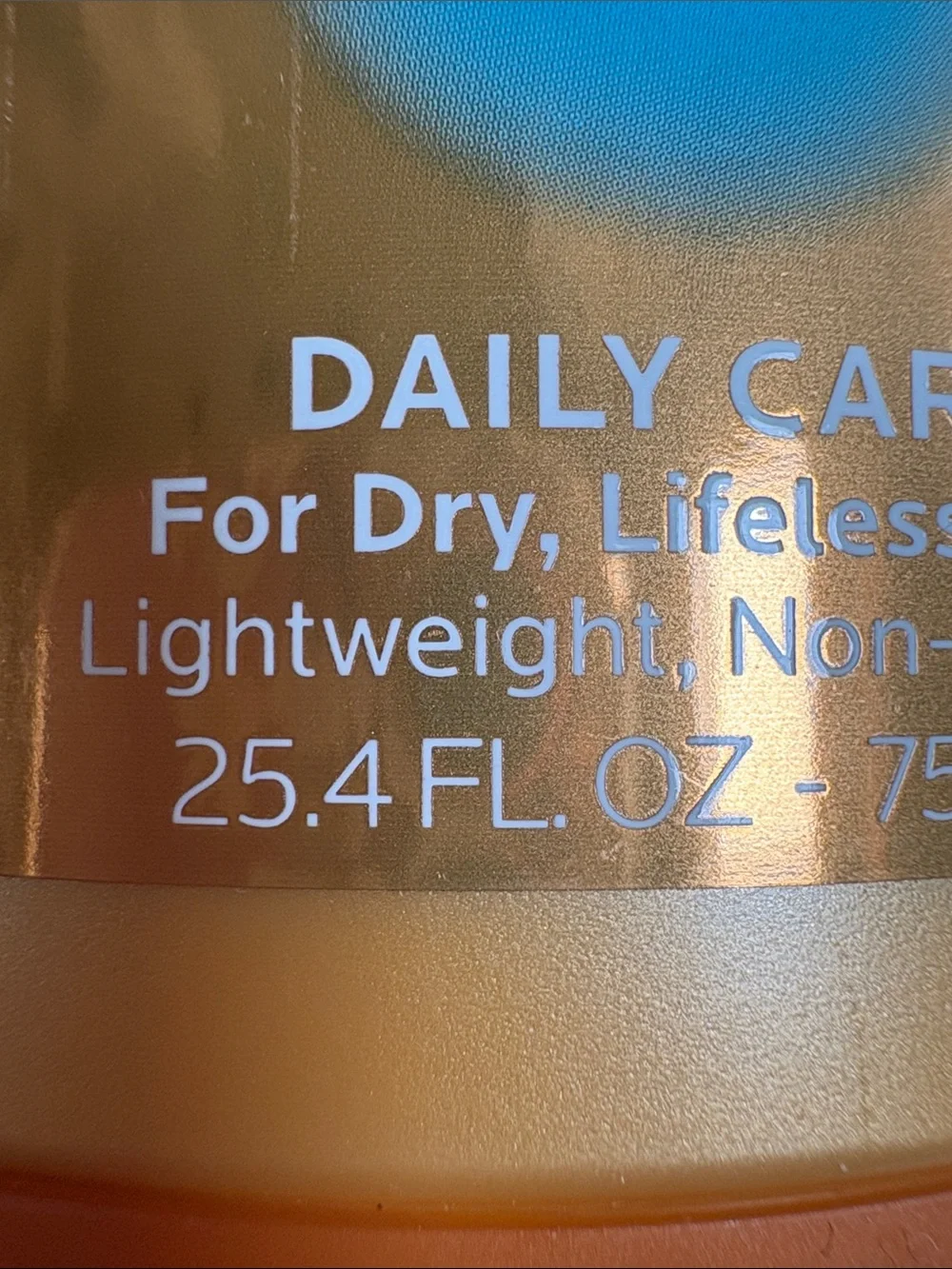 NWOT L’Oréal Extraordinary Oil Nourishing Hair Conditioner -